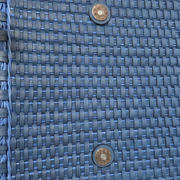 Heidi Carey Blue Woven Leather Freehand Bag. - Picture 13 of 16